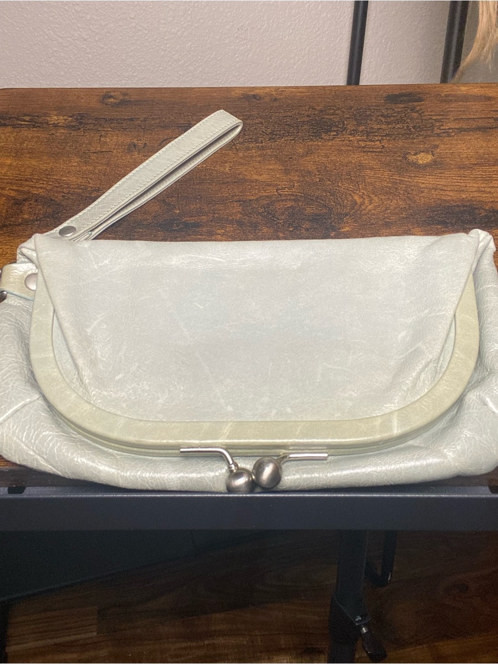 HOBO Pale Mint LEATHER Wristlet Clutch with Kiss-Lock Closure